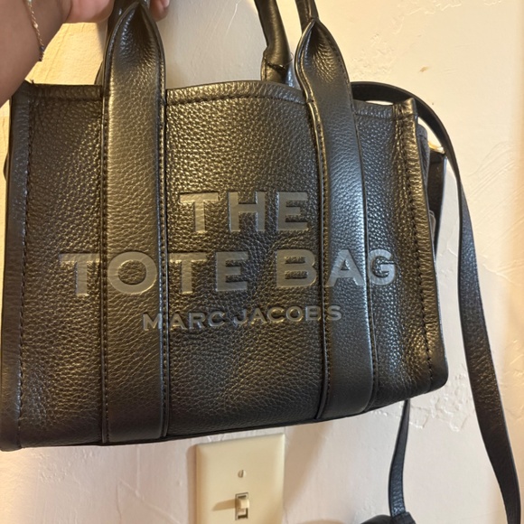 The Marc Jacobs Tote Bag - Picture 10 of 10
